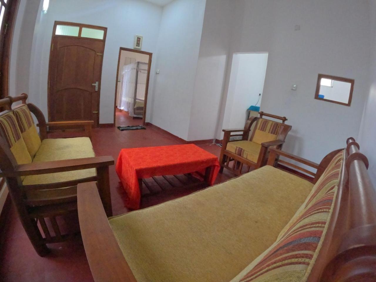 Hotel New Star Light Mirissa Esterno foto