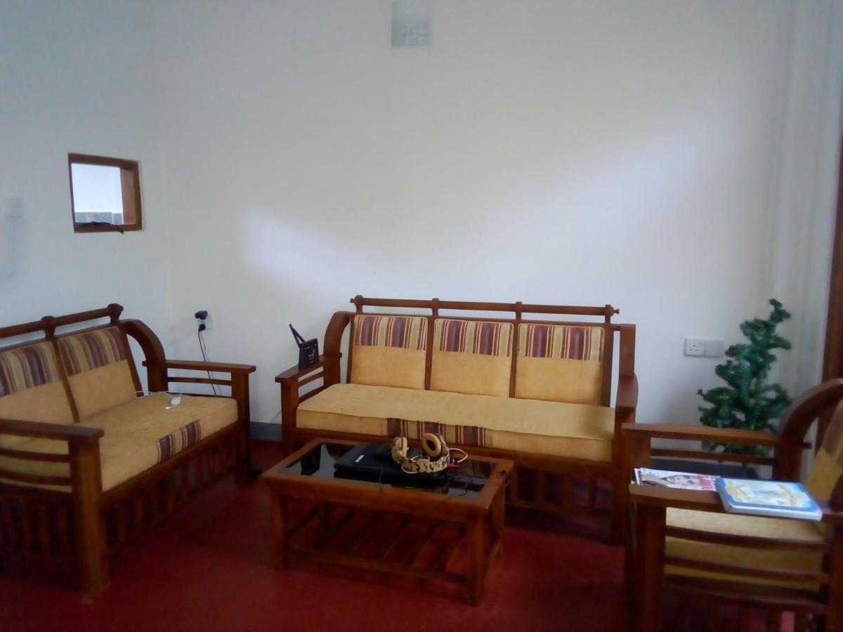 Hotel New Star Light Mirissa Esterno foto